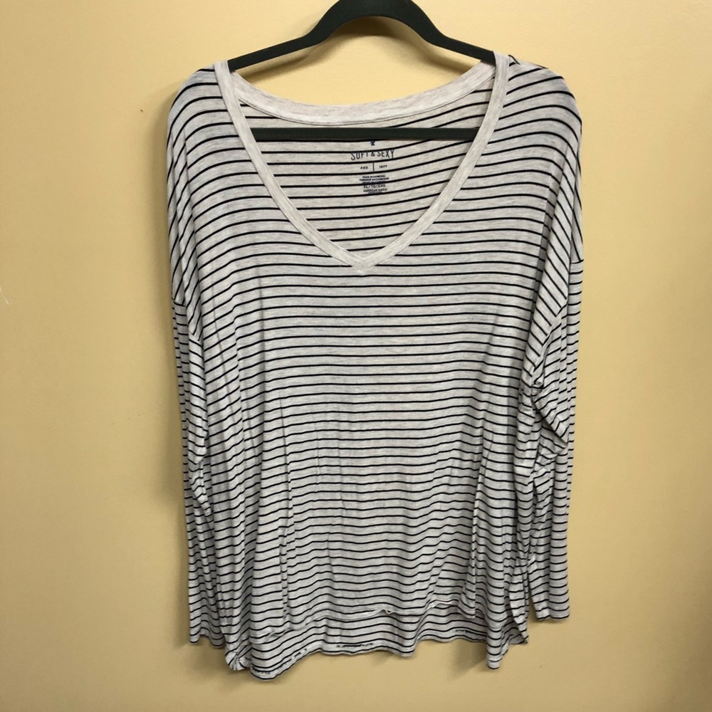 American Eagle Soft & Sexy TShirt